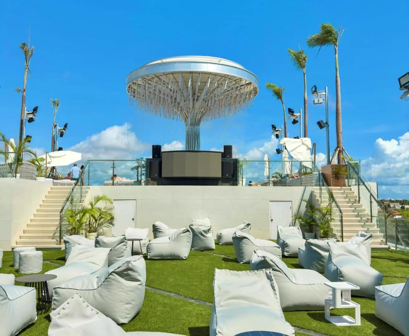 The One Umalas Aparthotel Canggu