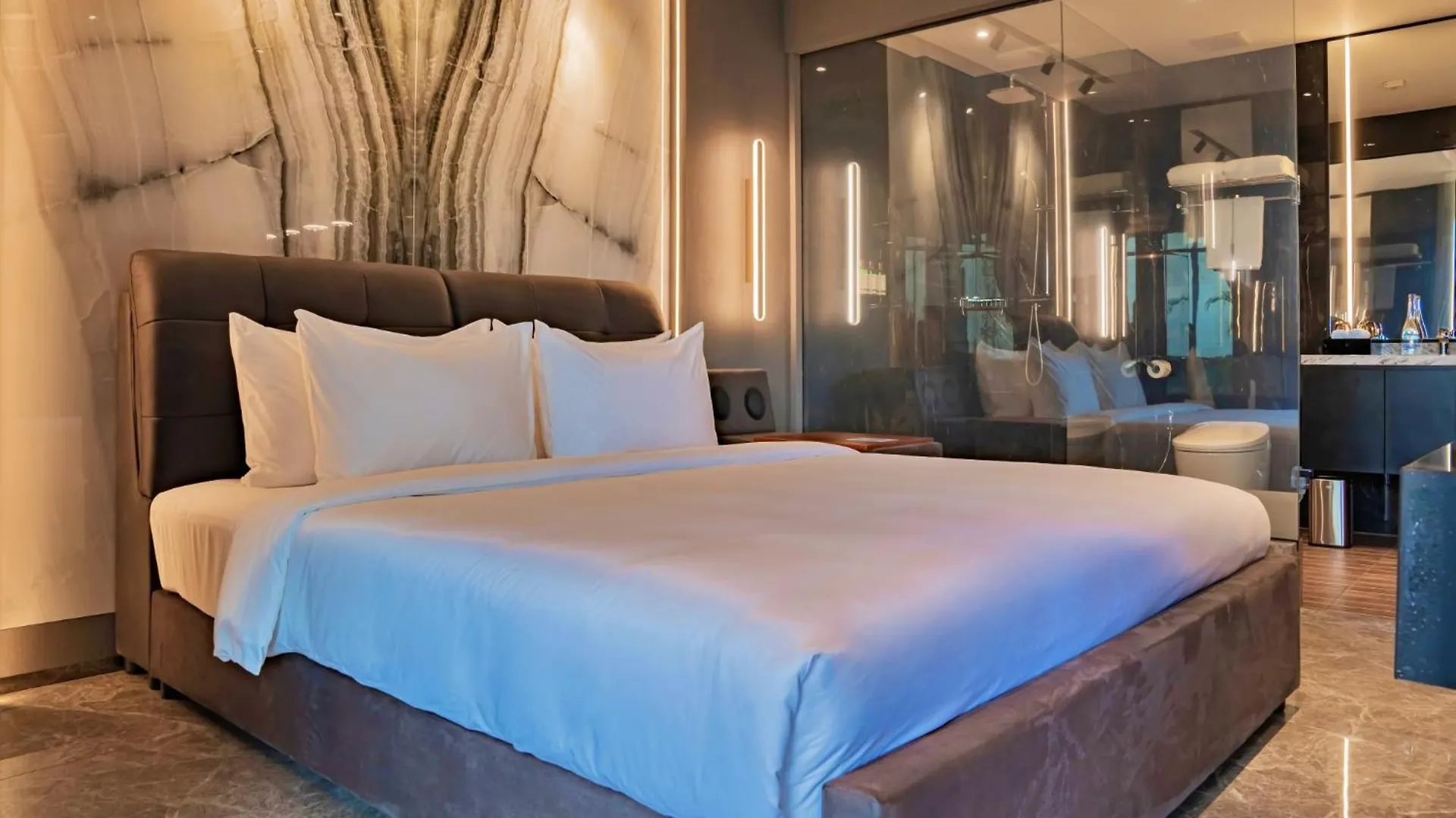 The One Umalas Aparthotel Canggu